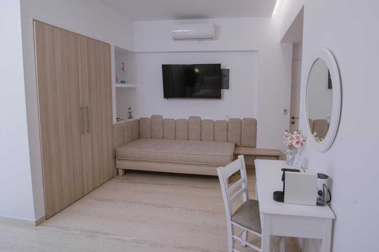 Dora Apartments Agia Pelagia Екстериор снимка