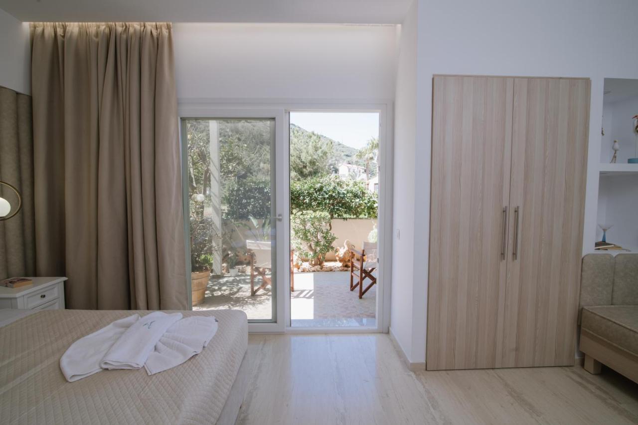 Dora Apartments Agia Pelagia Екстериор снимка