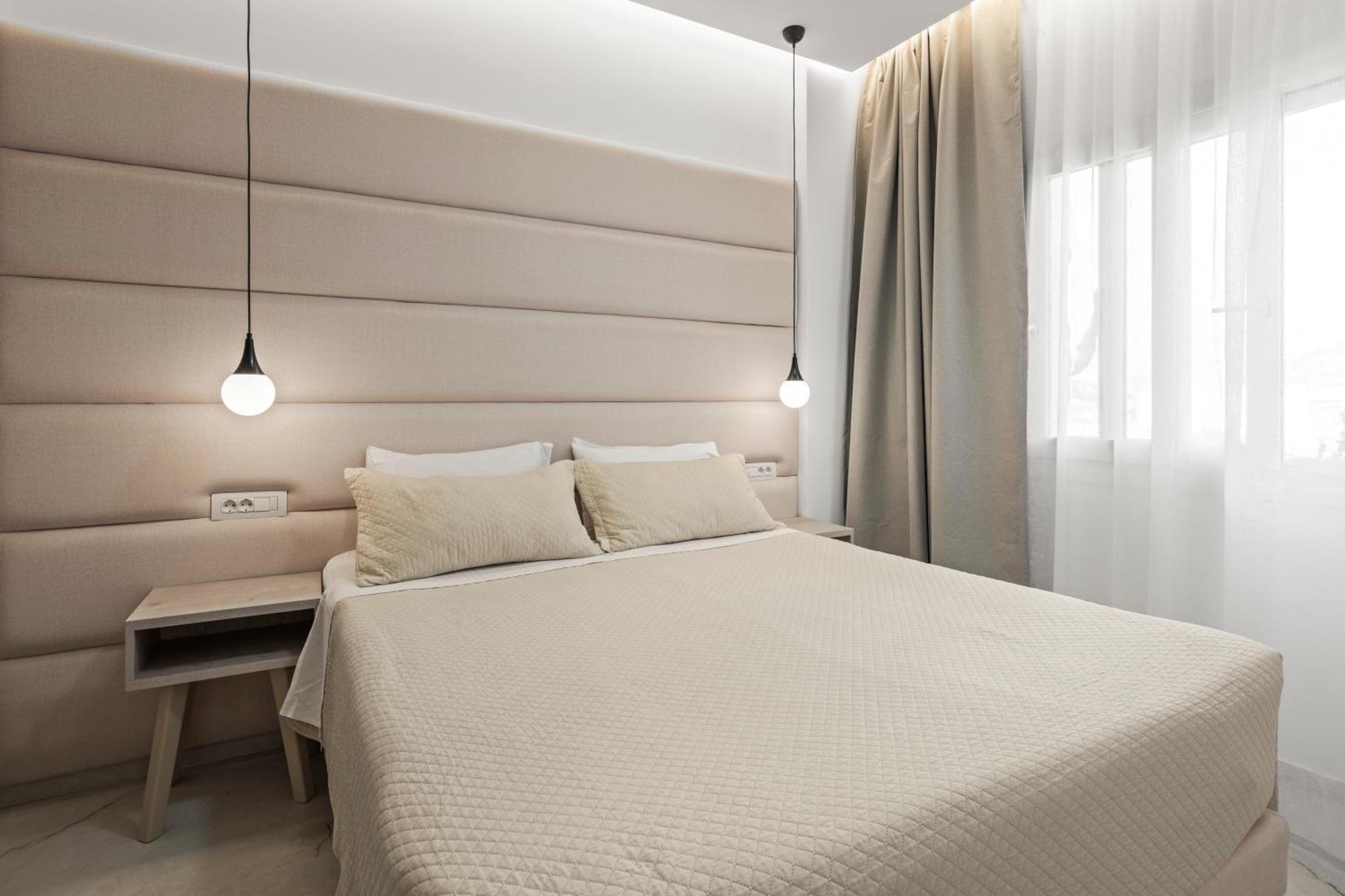 Dora Apartments Agia Pelagia Екстериор снимка